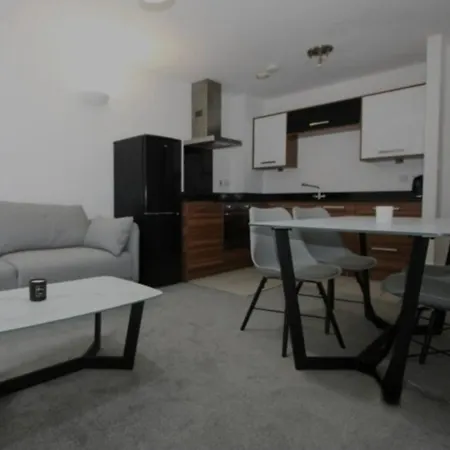 Rose * Μπράντφορντ